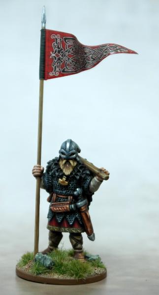 SAGA: (Viking) War Banner & Bearer