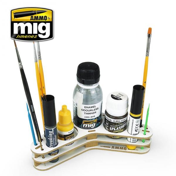 AMMO: Boomerang Painting Organizer