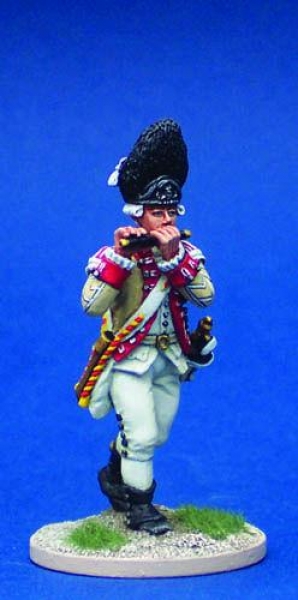 Front Rank Miniatures: 40A43 British Grenadier Command - Fifer Boy Advancing Playing Fife (1 fi