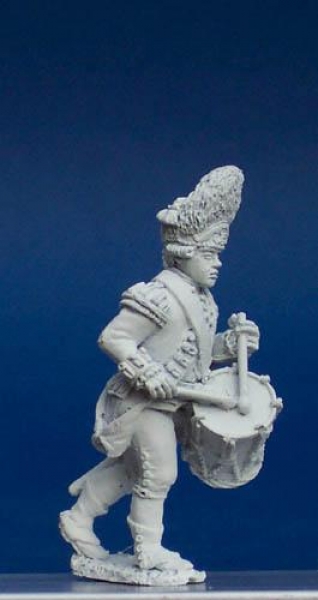 Front Rank Miniatures: 40A63 British Battalion Company Command - Drummer Marching, Playing (1 f