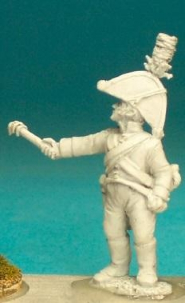 Front Rank Miniatures: ANA2 Austrian Artillery Crewman - In Bicorn - Gunner Using Match (6 figu