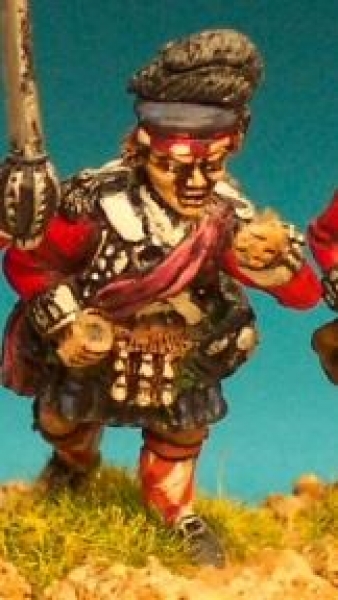 Front Rank Miniatures: AWB24 Highland Standard Bearer In Belted Plaid (6 figures)