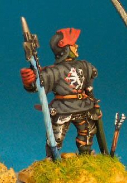 Front Rank Miniatures: WR57 Officer Open Handed With Poleaxe Or Flagpole - Tabard & Visored Sallet -