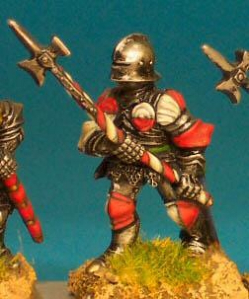 Front Rank Miniatures: WR64 Dismounted Man At Arms Advancing With Pollaxe - German Armour Deep Salle