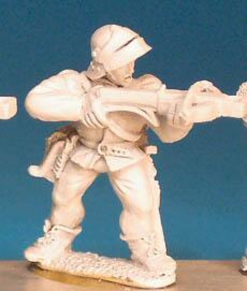 Front Rank Miniatures: WR88 Crossbowman Firing - Livery Jacket Visored Sallet (Visor Up) (6 figures)