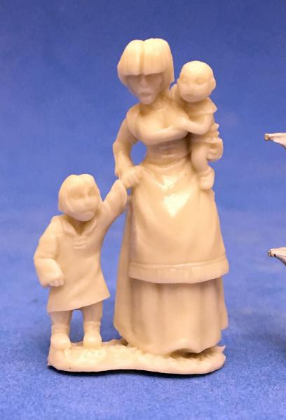 Dark Heaven Bones: (Townsfolk) Mom & Kids